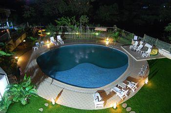 Sapphire Hotel Lonavala Exterior foto